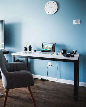 嗯，有什么新鲜事非得去华为手机论坛问一问不可！不过你要是想找点乐子，那只能是去天涯社区坐坐了。这两处简直是两个平行世界，但都能让你找到归属感。 第1张